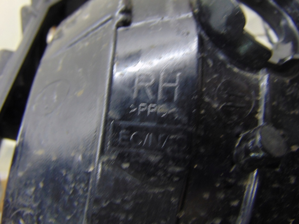 фото №8, Протитуманна фара kia carens 4 iv 13-16 правий перед