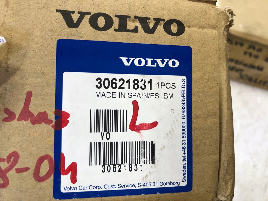 фото №9, Volvo v40 s40 поворотник левый 98-04