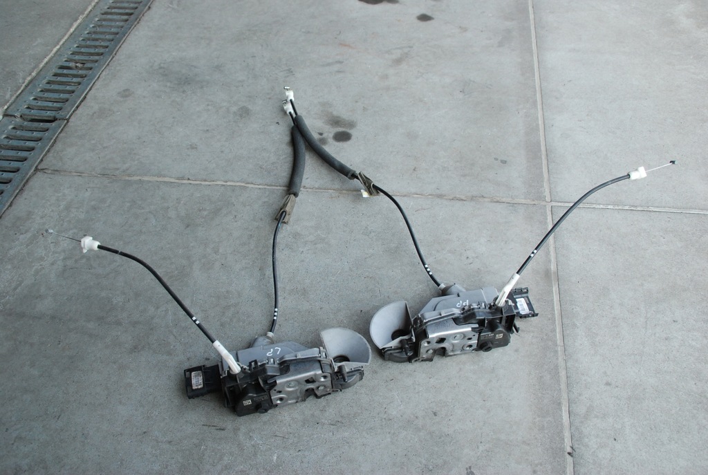 фото №1, Peugeot 3008 5008 i замок дверь l / p перед