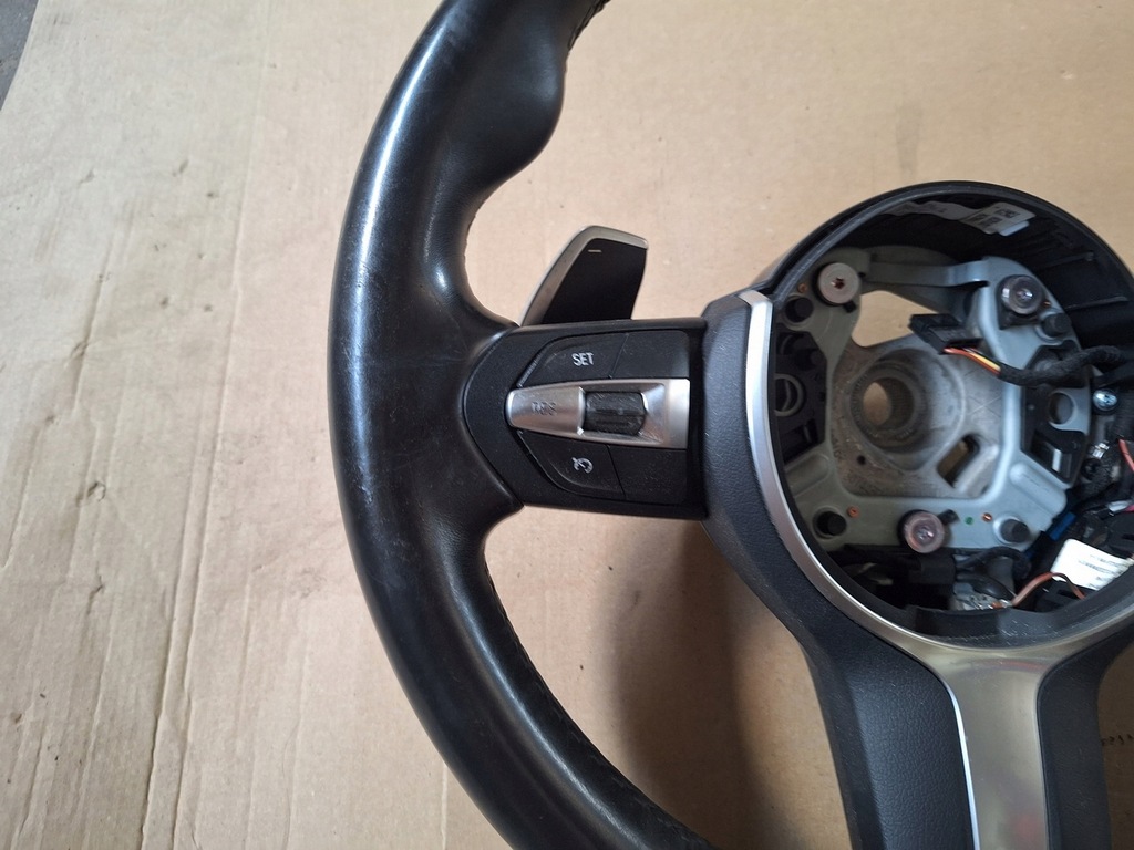 фото №7, Bmw f30 m-pakiet повітропровід мультифункція пелюстки перемикання