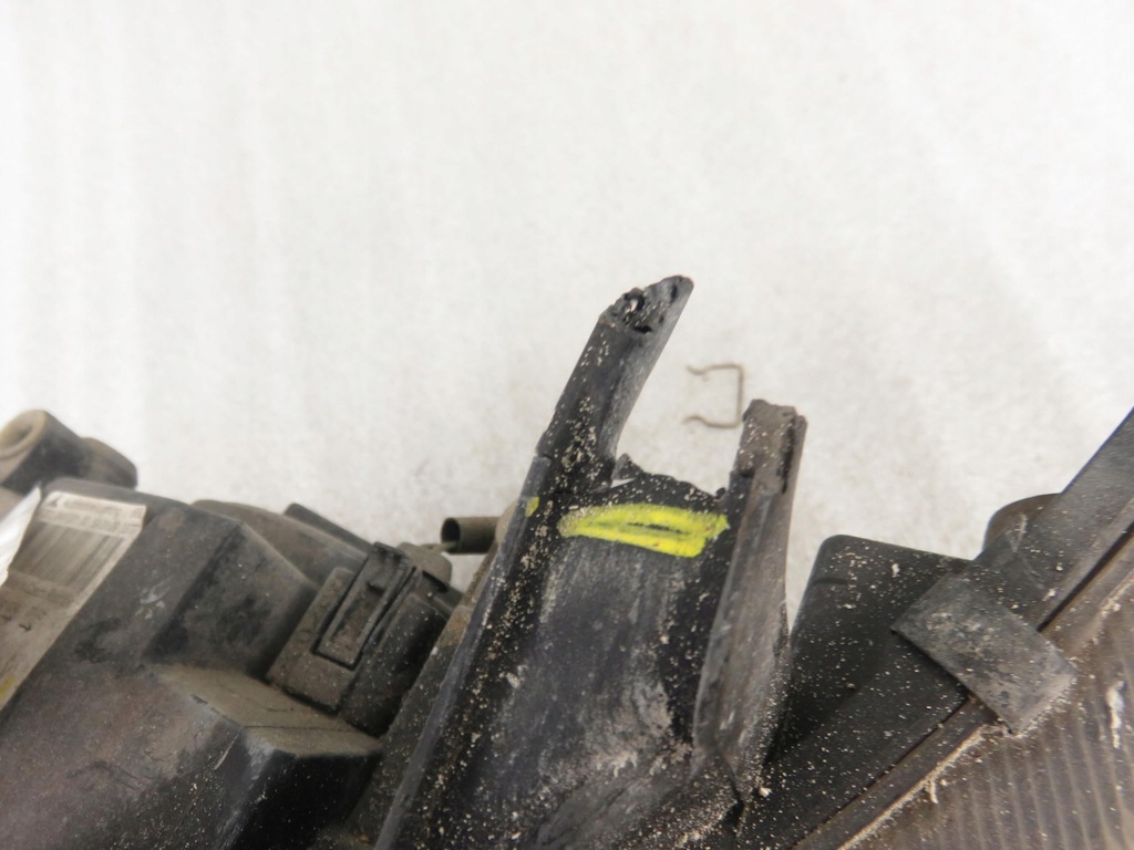 фото №6, Лампа левая передняя mitsubishi colt vi 8301b179