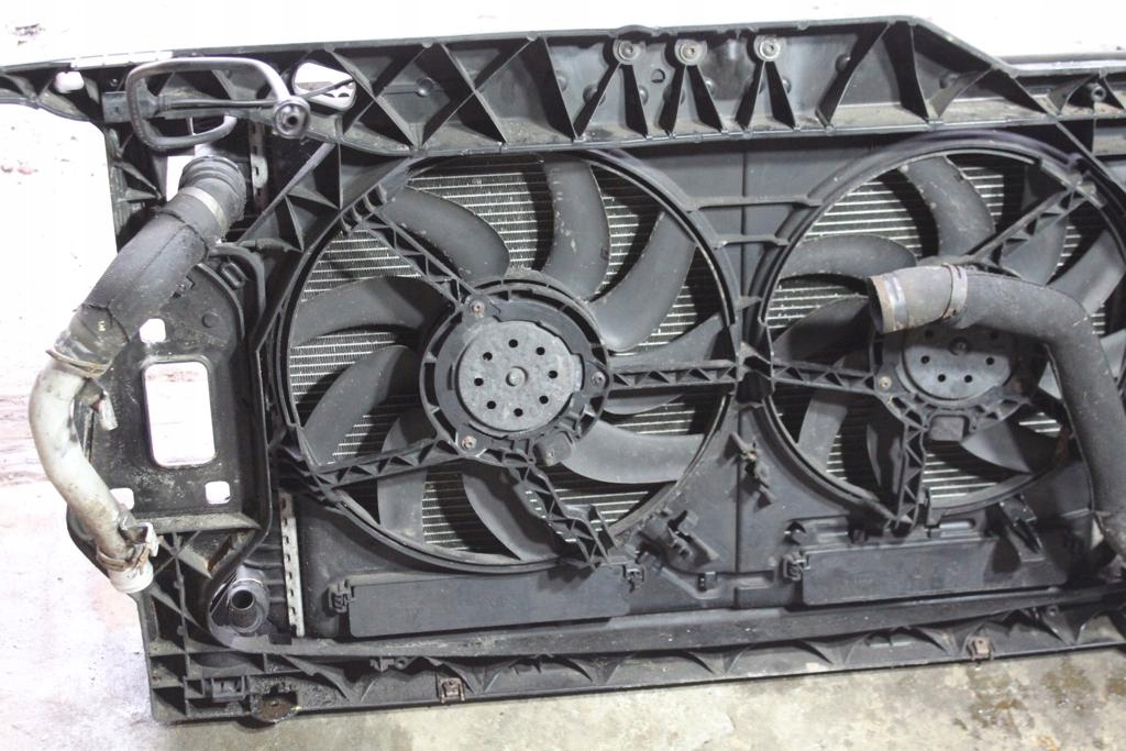 Радіатор вентилятори інтеркулер ремінь передній audi a5 8t 2.7 tdi Ціна