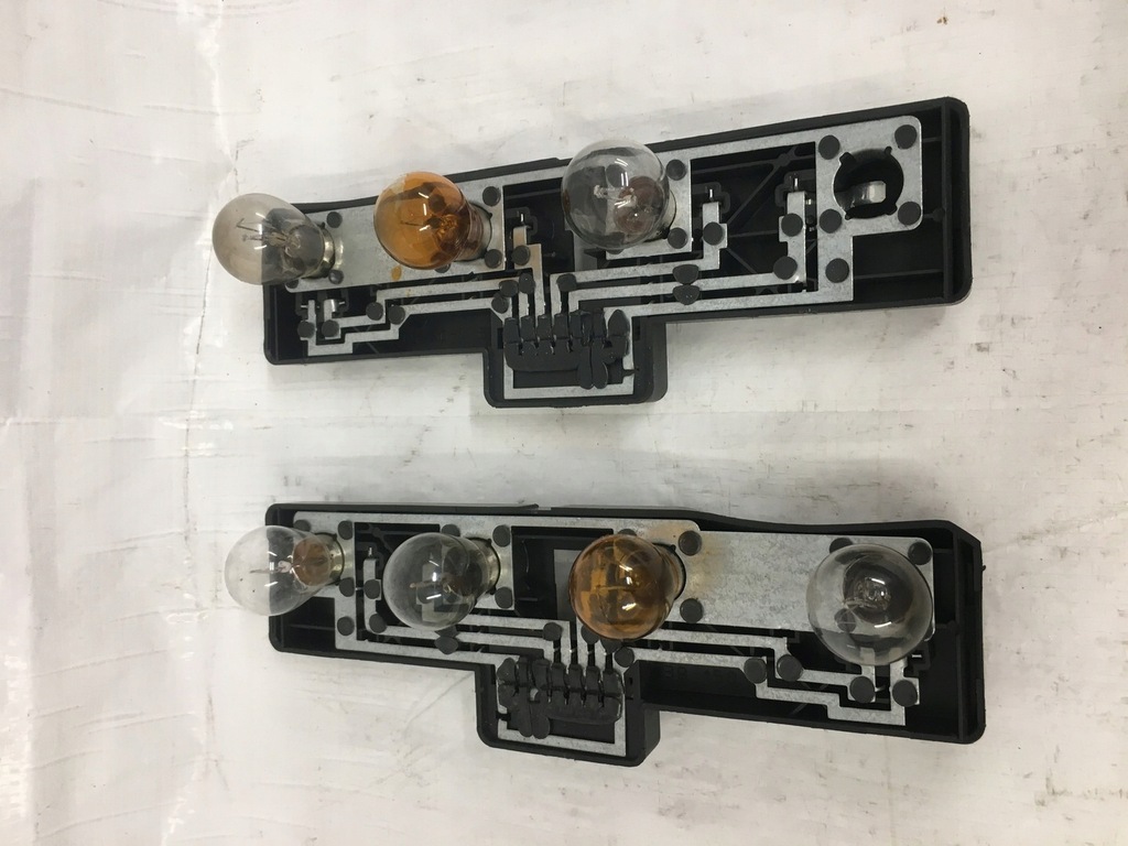 фото №11, Вкладыш лампы правый левый задняя octavia i 1 lift kombi eu