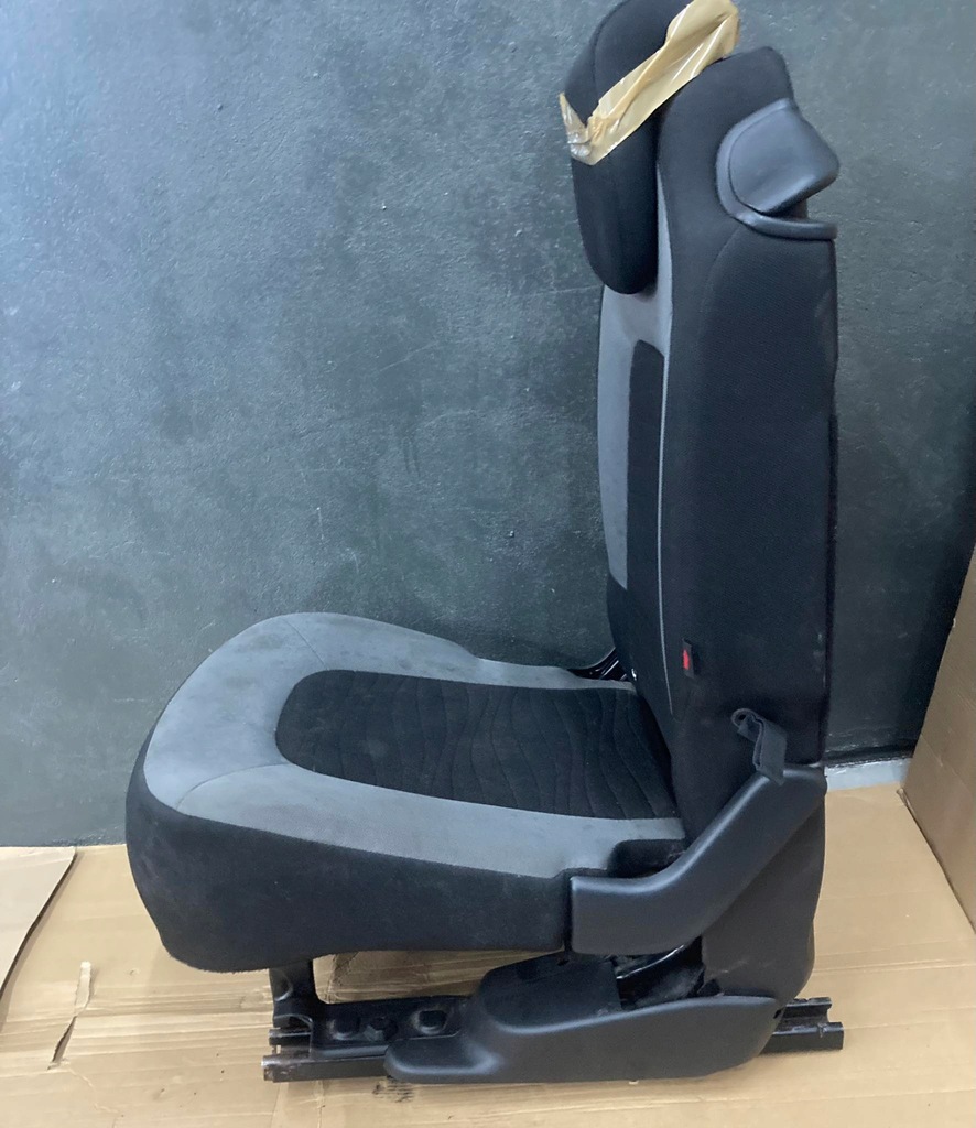 фото №2, Сиденье задняя левый ii ряд citroen c4 grand picasso ii