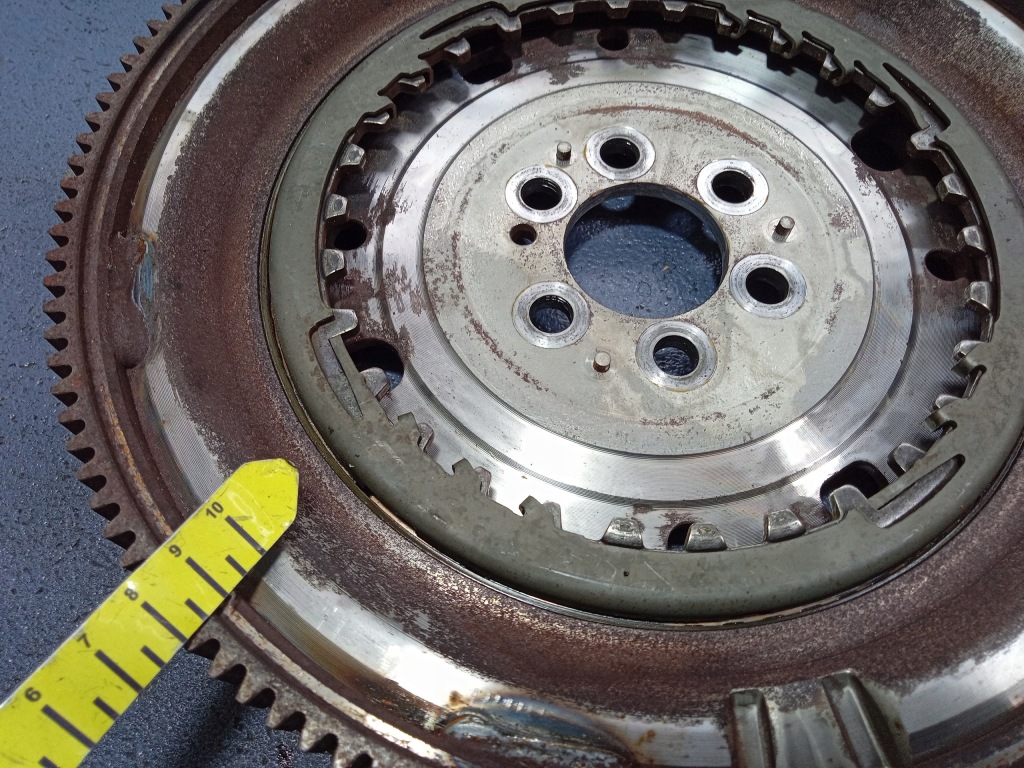 фото №4, Octavia iii 1.6 tdi 105 km колесо маховик