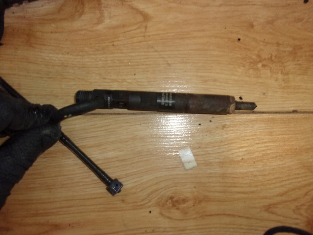 фото №1, Renault clio iii інжектор форсунка 1.5 dci