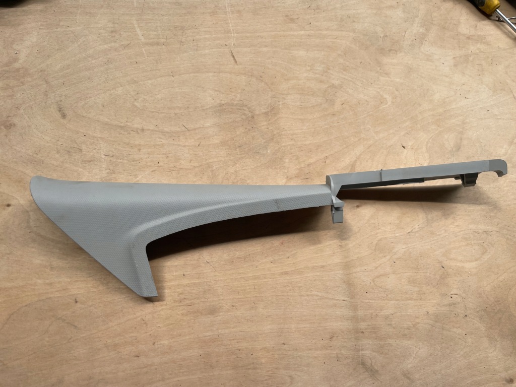 фото №1, Захист стійка правого vw crafter ii man tge 7c0867270