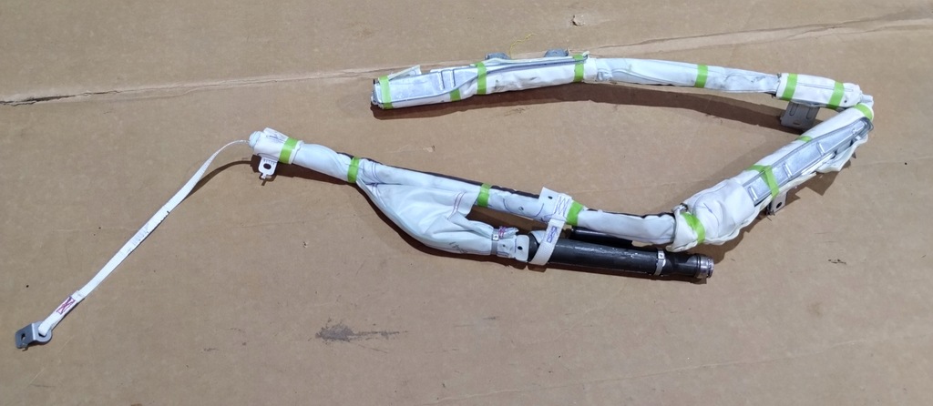 фото №1, Шторка безопасности правая mercedes x-klasa w470 x470 оригинал