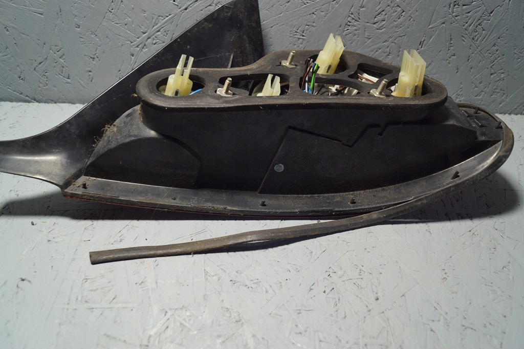 фото №11, Лампа левый задняя bmw z3 lift