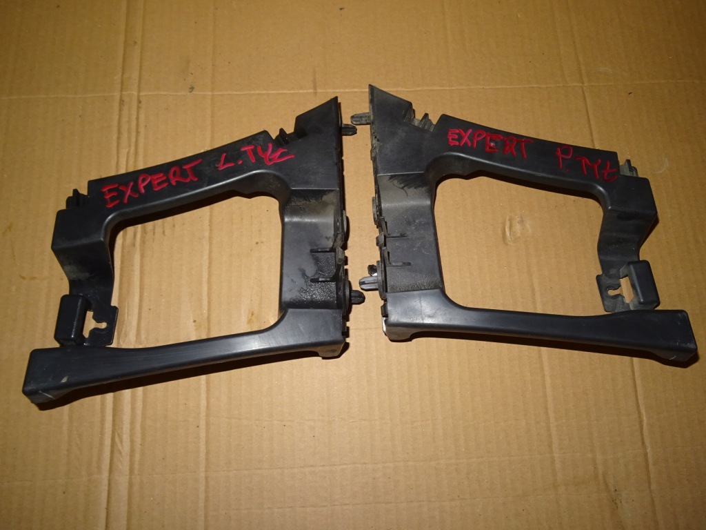 фото №1, Expert 3 jumpy направляющая бампера задняя правый