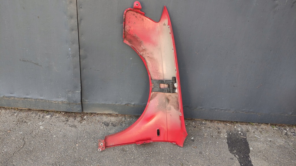 фото №8, Audi a4 b7 крыло правый передний