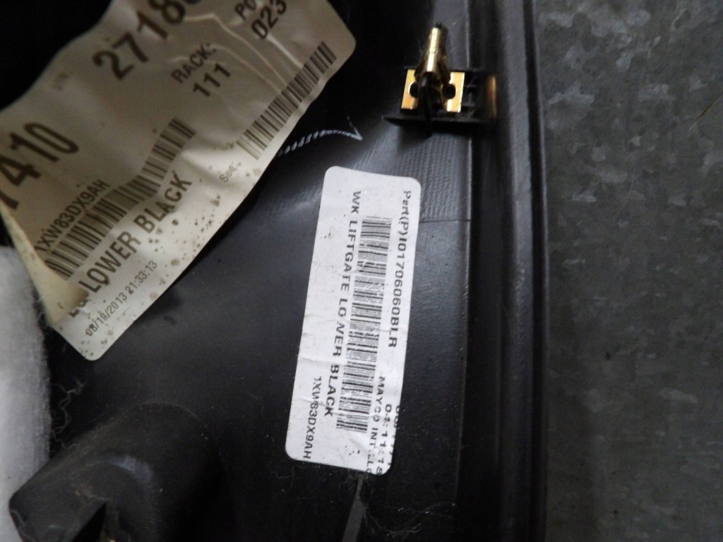 Купить Honda crv 2 обивка крышки багажника