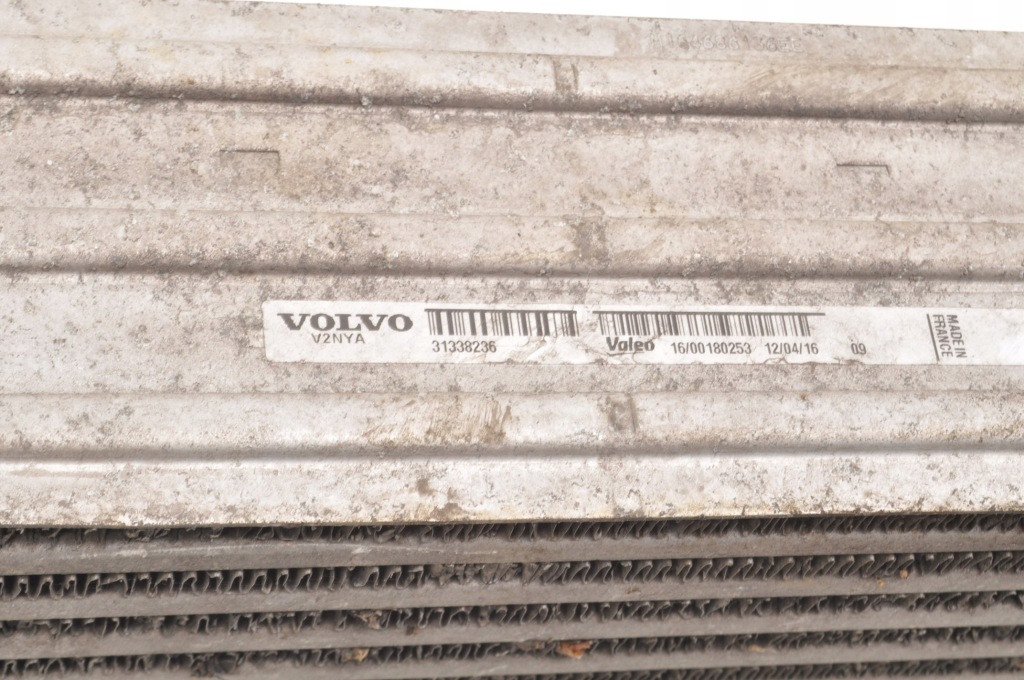 Volvo s v 60 xc60 v70 s80 d3 d4 d5 радиатор воздуха интеркулер 31338236 Оригинал