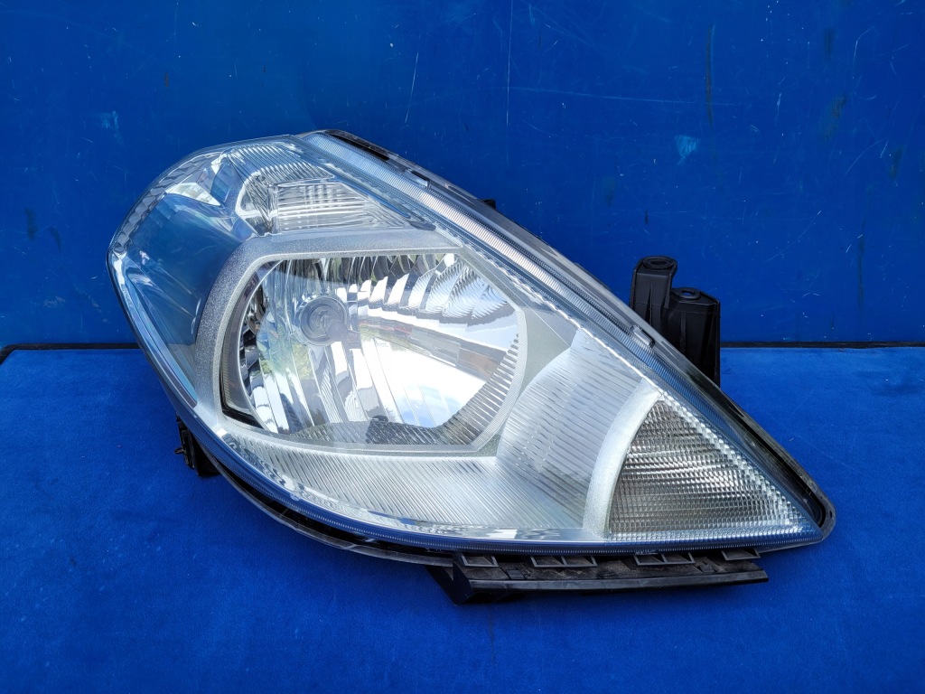фото №1, Nissan tiida 04-13 2004-2013 фара лампа права