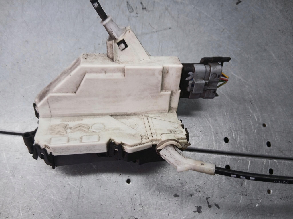 фото №6, Замок правый перед peugeot 308 i 08r 2.0hdi 567147