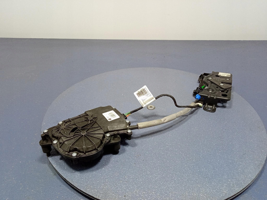 фото №5, Bmw x7 g07 x5 g05 замок доводчик кришки задня 7357112 7441630