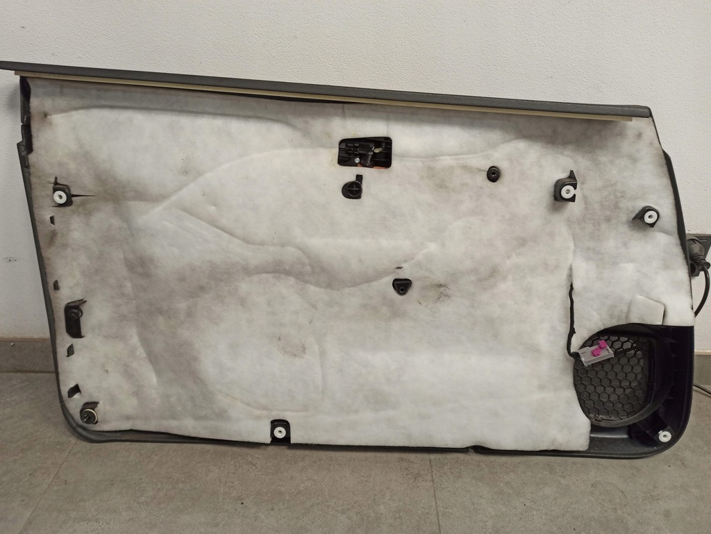 фото №9, Audi a3 8p 3d обшивка двері правий передній 8p3867106