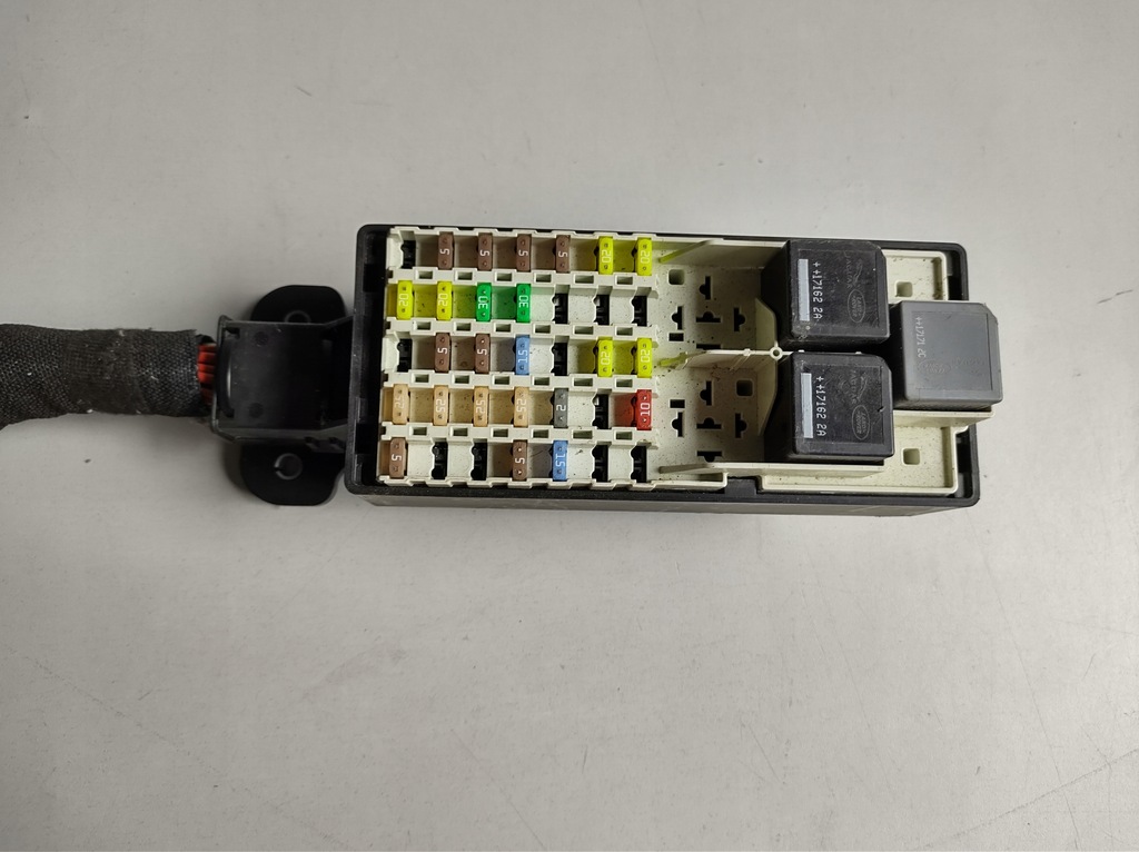 фото №1, Jaguar xe коробка запобіжників