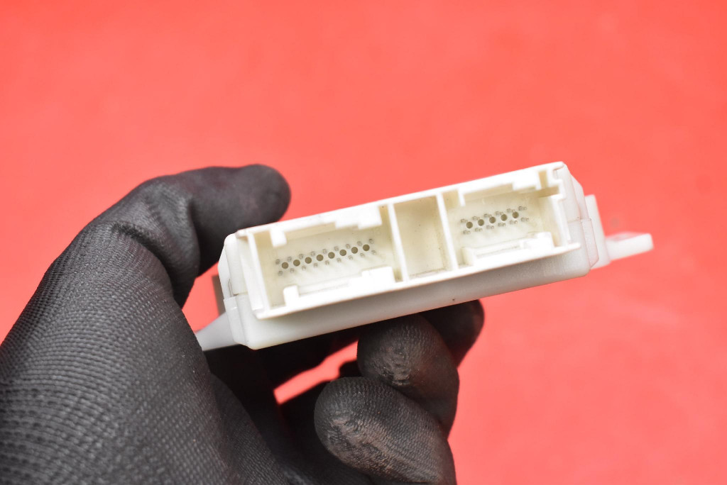 фото №7, Блок управления модуль парковки pdc a2215408262 mercedes s-klasa w221 05-09