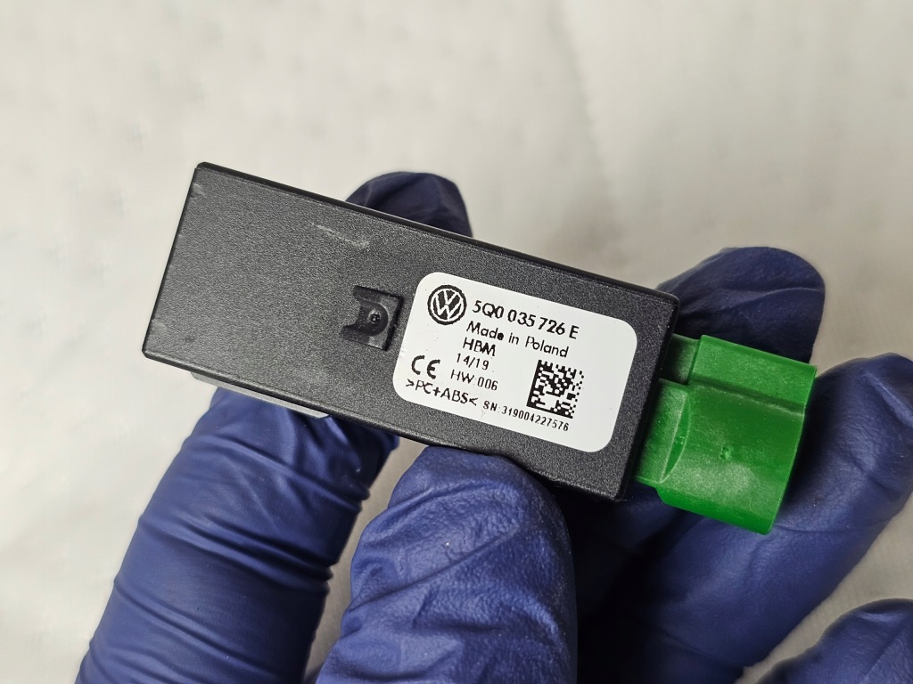 фото №5, Защита заглушка консоли port вход разъём usb skoda octavia iii