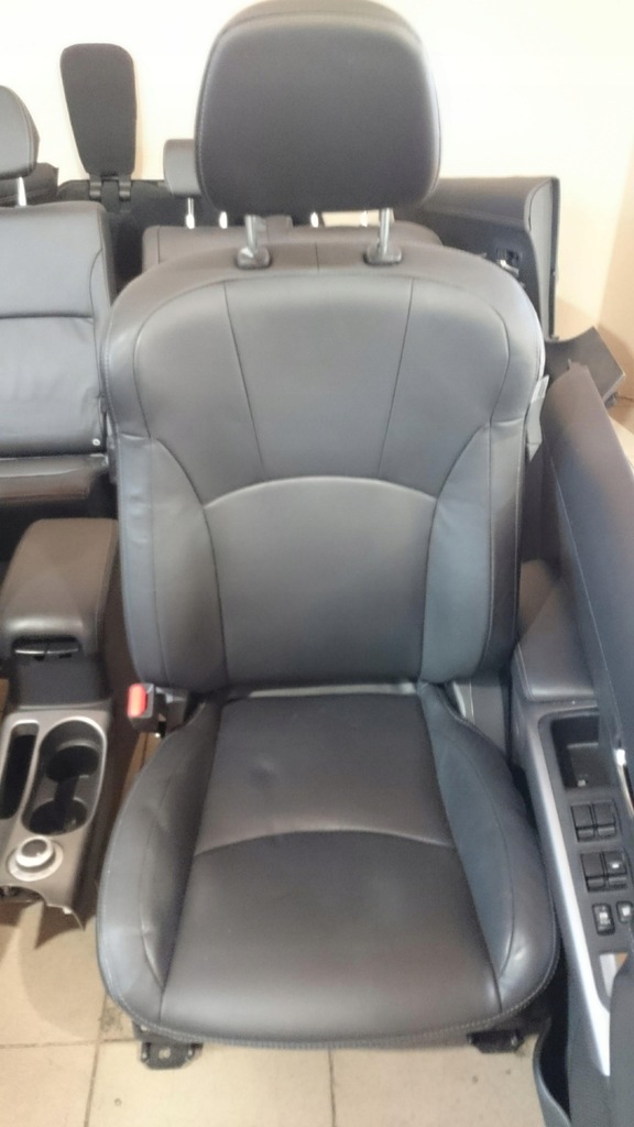 фото №6, Комплект сидінь сидіння заднє сидіння обшивки outlander 7 os