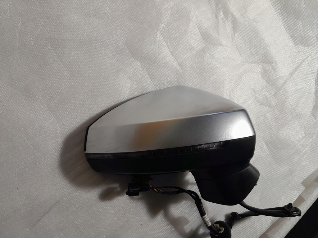 фото №1, Audi a3 s3 8v дзеркало хром зовнішнє праве асистент 7pin 5+2pin usa