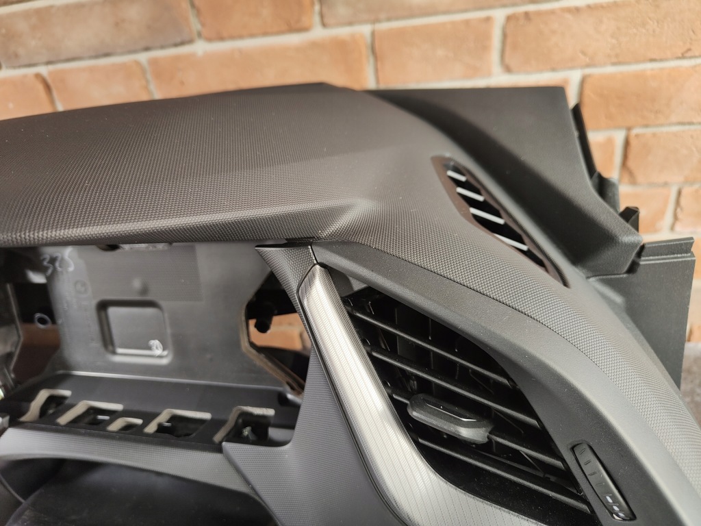 фото №10, Bmw f40 f44 приборная панель приборная консоль niebieska nić head up hud uk rhd