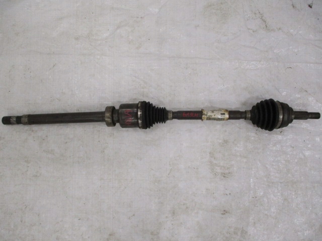 фото №1, Renault captur 0.9 tce приводной вал шарнир правая