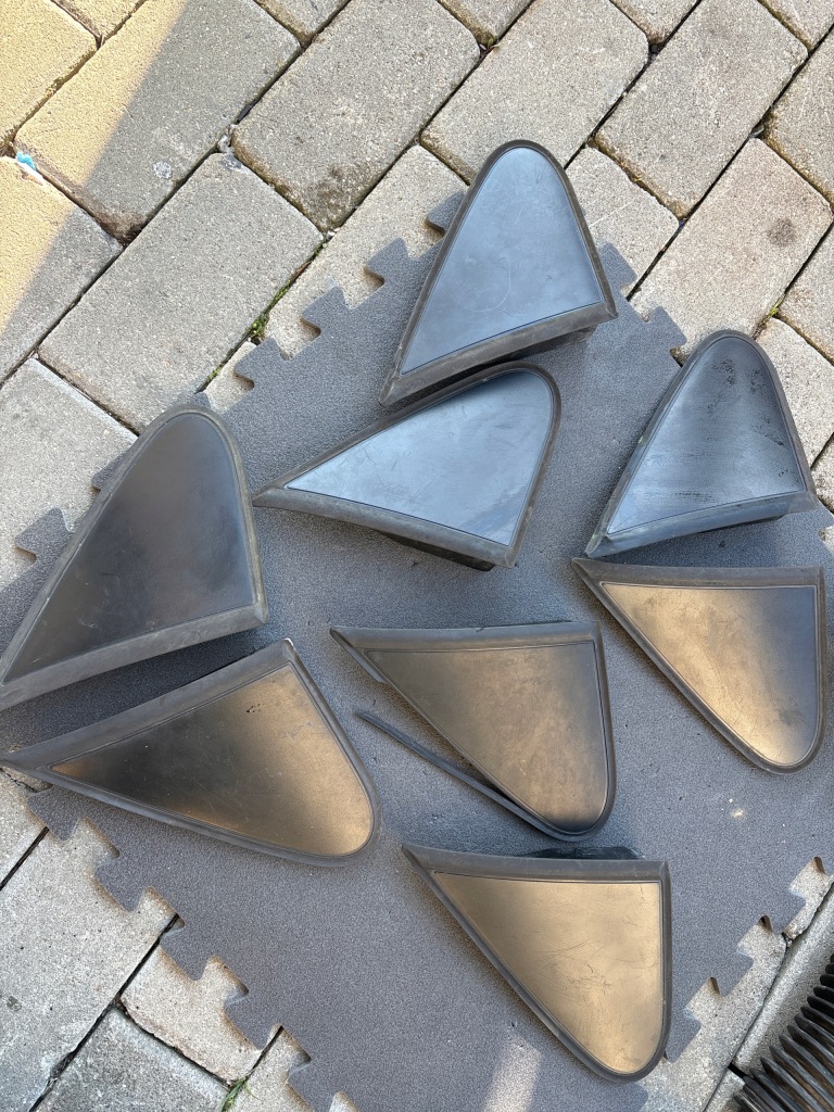 фото №1, Partner iii berlingo 3 заглушка крыла треугольник