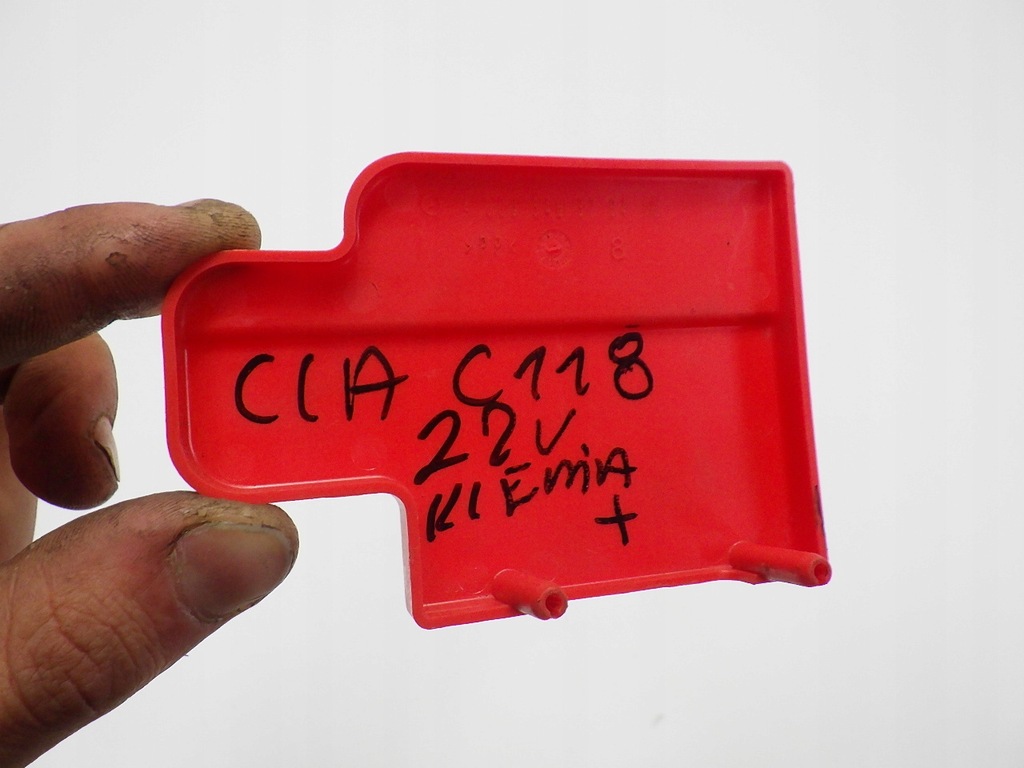 фото №4, Cla ii w118 2022 захист заглушка клеми плюсовий