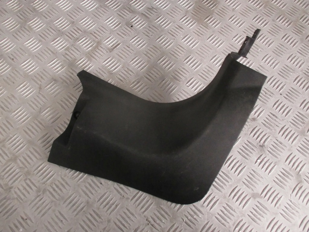 Купити Захист поріг правий перед fiat linea 07-12r 735458566