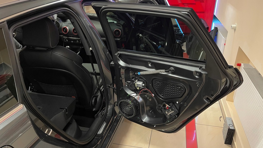 фото №7, Аудиосистема bang & olufsen audi a3 8v 14 динамиков монтаж кодирование