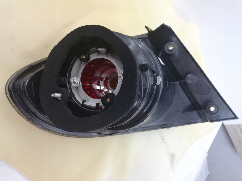 фото №9, Лампа задняя правая seat toledo iii 5p 05-09 black