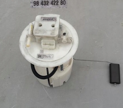 Купити Насос пального peugeot 3008 iii 9843242280