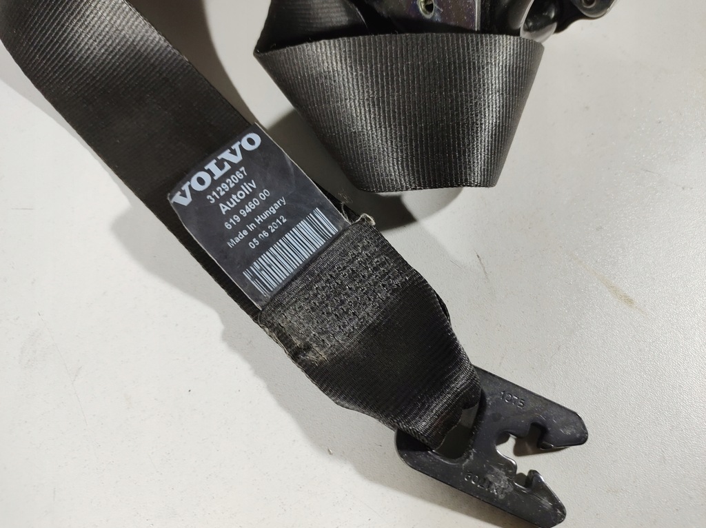 фото №5, Volvo v40 12r- pas безопасности правый перед