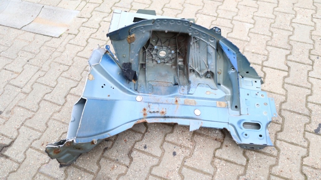 Купити Volvo v90 чверть лонжерон права перед