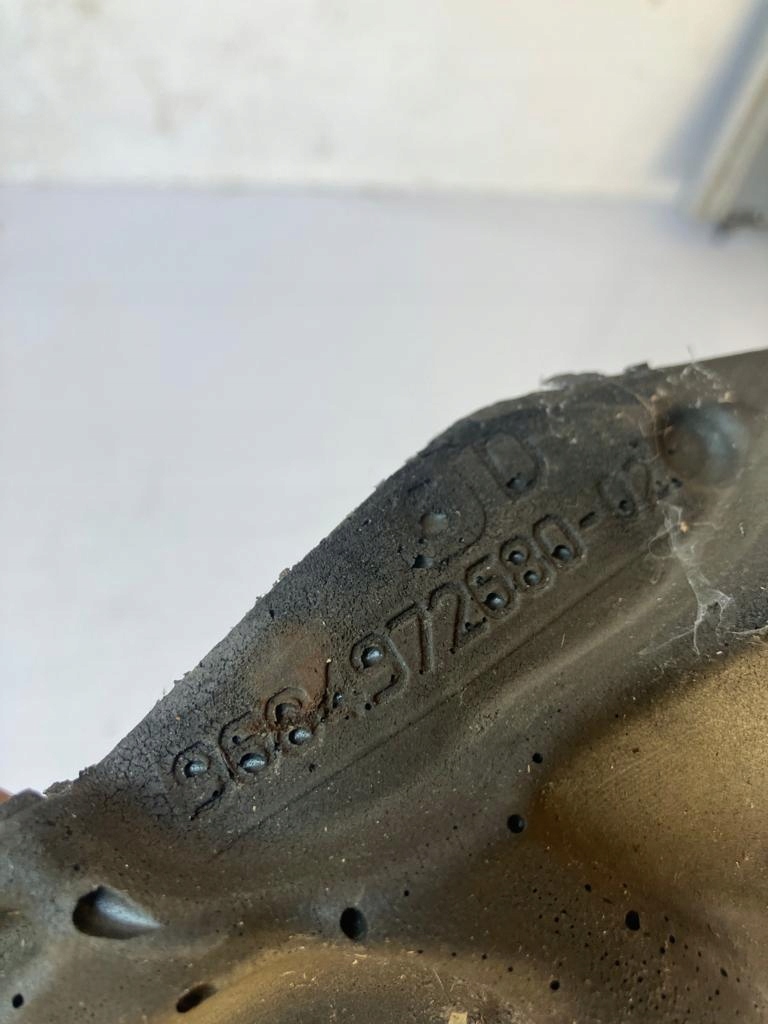 фото №6, Губка жабо peugeot 3008 правая 9684972680