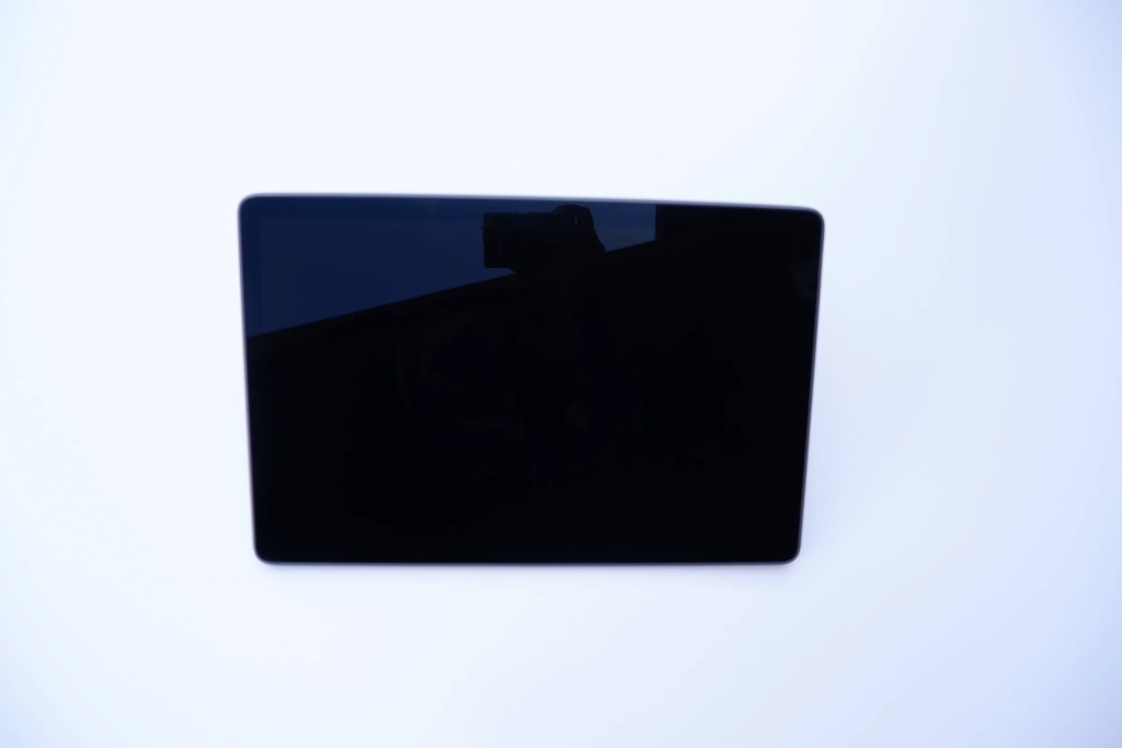 Купити Tesla y монітор дисплей 1516779-00-c