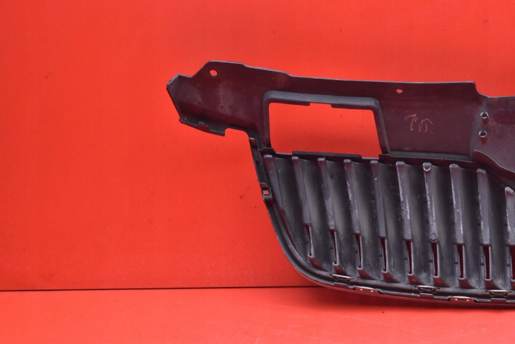 фото №6, Решётка радиатора решётка радиатора czarna 5j0853668a skoda fabia 2 ii 07-10