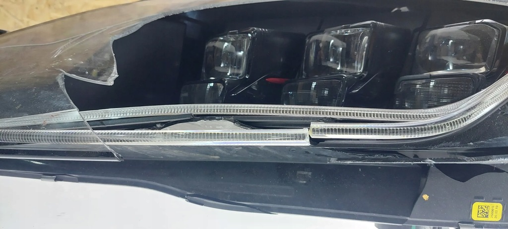 фото №15, Toyota supra a90 2020 лампы передние