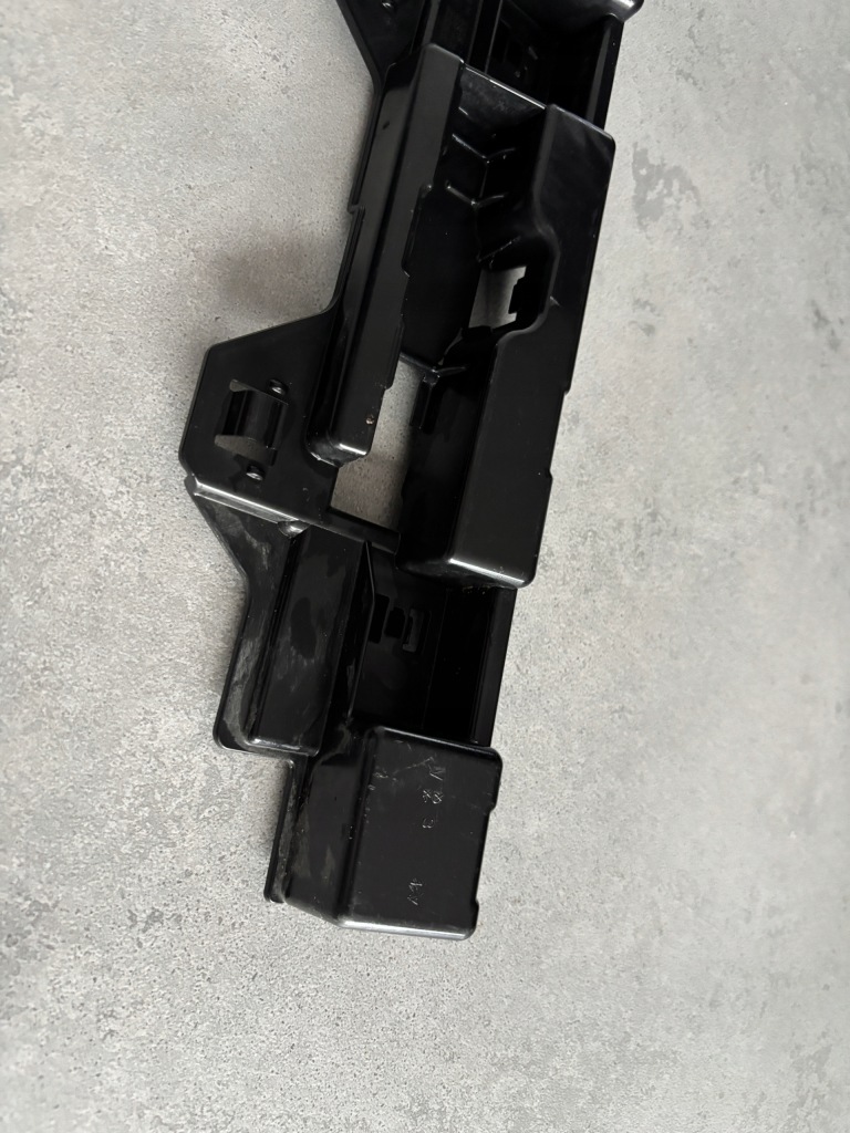 фото №4, Кронштейн порог bmw 1 f20 51777240915 10845362 3.0l 250kw 2017