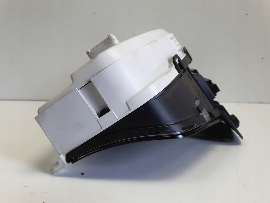 фото №10, Volvo s80 ii v70 iii xc70 ii счетчик приборы europa дизель 31254535aa