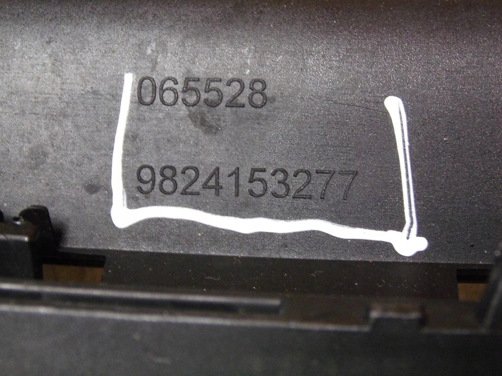 фото №16, Citroen c4 cactus lift 17-20r решётка радиатора решётка радиатора бампера перед 9824153277