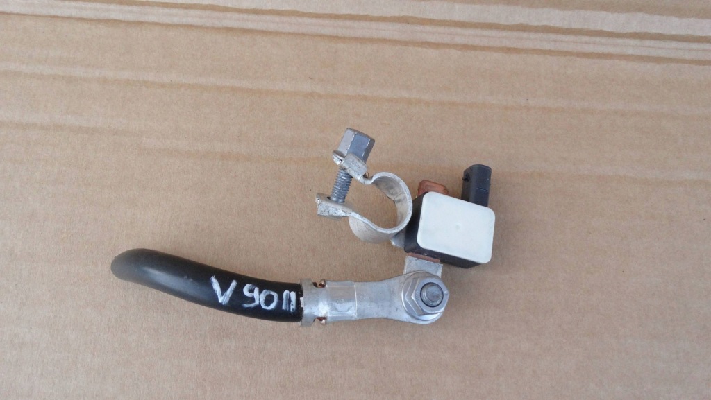 Купить Volvo v90 2 клемма минусовая 31652054