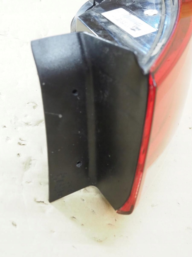 Фара правий задня seat ateca 575 рестайлінг  575945208e led правий задній Зі Шроту