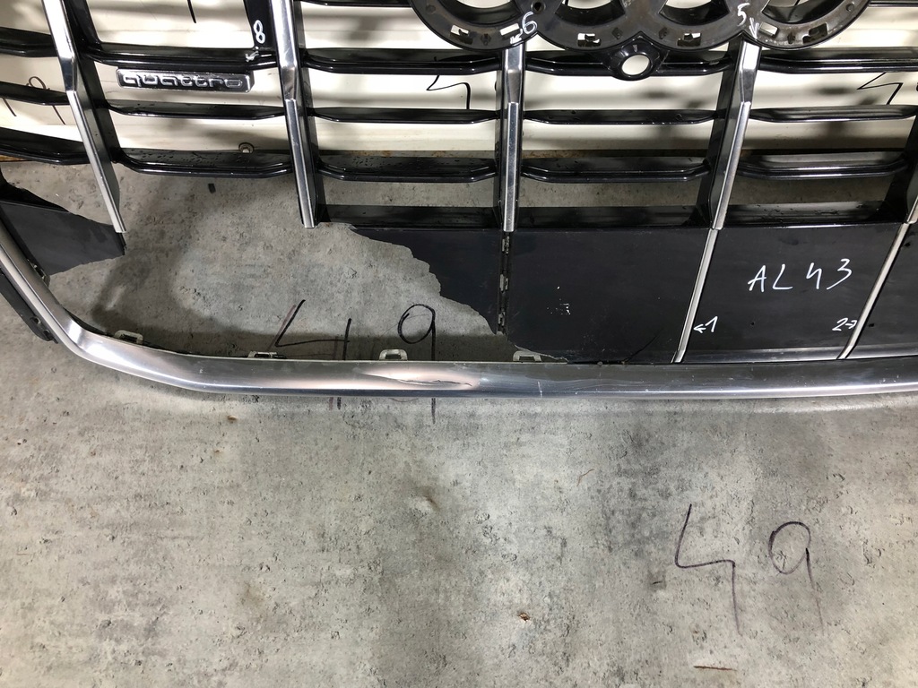 фото №12, Audi q7 ii 4m lift 2018- s-line решітка радіатора решітка радіатора 4m0853651aj елементи / набір