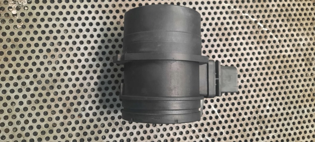 Купити Витратомір масовий mercedes vito 0281002585