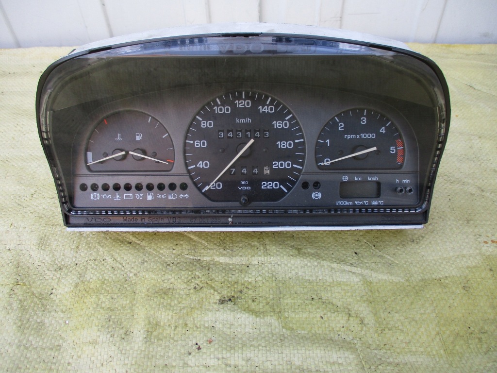 фото №1, Seat toledo 1.9 tdi счетчик приборы 1l0919033ee