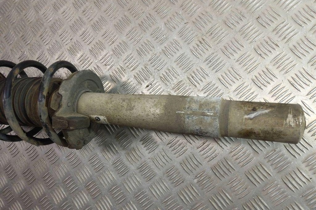 Амортизатор передний правый bmw 7 e65, e66, e67 6758883 3.6l бензиновый 200kw Цена