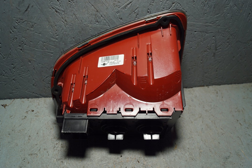 фото №7, Лампа правий задня mini cooper r56 7255910